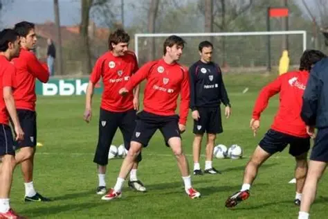 毕尔巴鄂竞技：欧冠赛场的铁血逆袭征程